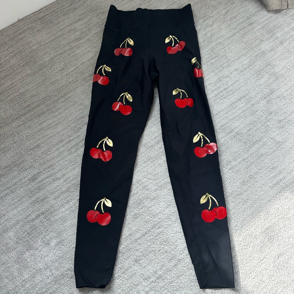 Cherry Ultracor Leggings